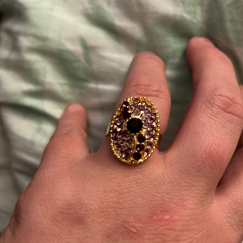 Womens ring